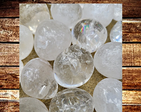 Clear Quartz Tumbled Stones 20-30 mm (0.8-1.2 inches)