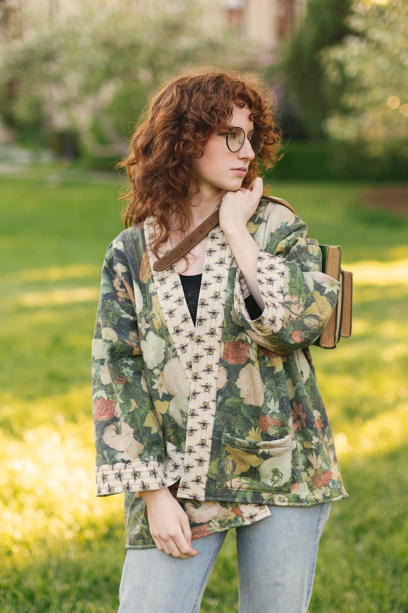 I Dream in Flowers Cozy Bees Fleece Cardigan Kimono Jacket