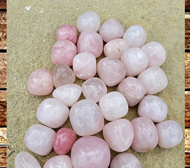 Rose Quartz Tumbled Stones 20-30 mm (0.79-1.18 inches)