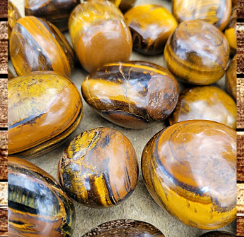 Tiger's Eye Tumbled Stones 20-30 mm (0.8-1.12 inches)